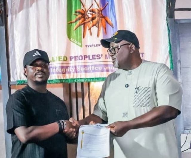 Odidi Omo (2) Seun Fakoreke, left, with Hon. Adedeji Dhikrullahi Olajide Odidiomo...