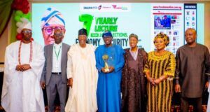 Sanwo-Olu Delivers 7th Freedom Online Lecture, Tackles Promoters Of Oil-Subsidy Return L-R: Aare Ona Kankafo of Yorubaland, Chief Gani Adams; Convener and Editor-in-Chief, Freedom Online, Mr Gabriel Akinadewo; Senator Gbenga Daniel; Governor of Lagos State, Mr. Babajide Sanwo-Olu; former Minister of Information and Culture, Alhaji Lai Mohammed; Ex-President, Nigerian Guild of Editors, NGE, Mrs Funke Egbemode and NGE President, Mr Eze Anaba during the 7th annual lecture of Freedom Online themed: “2027 Elections, Economy, Security and Nigerians Future” at the Sheraton Hotel Lagos in Ikeja, on Thursday, September 3, 2026…