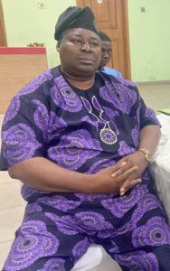 Distinguished Lagelite Bolanle Adeyemi, the 'Mr Fix-It' of the association...