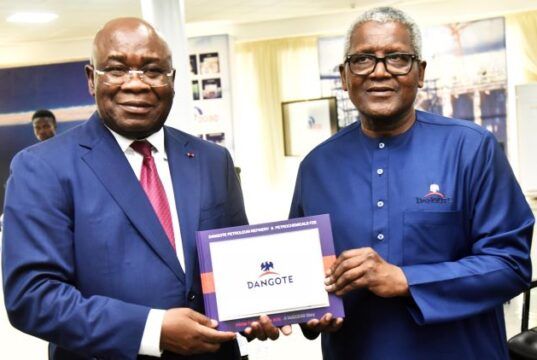 Dangote Refinery IPO: Investor Demand Surges Ahead Of October 27 Closing Date L-R: President/CE, Dangote Industries Limited, Aliko Dangote; Managing Director , Société nationale des pétroles du Congo (SNPC) Maixent Raool Ominga; During the visit to the Dangote Petroleum Refinery & Petrochemicals,Lekki Lagos recently…