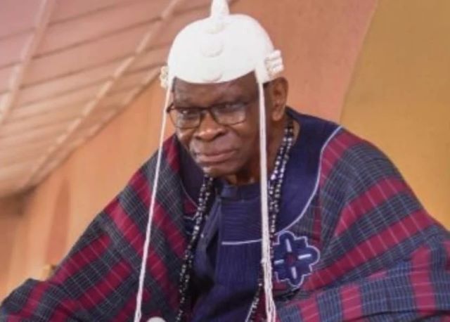 Imesi Ile King (2) ...late Owa-Ooye of Imesi-Ile in Osun State, Oba Enoch Ademola Akinyemi...