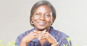 Meet Olatoye, The Lady Who Teaches Nigerians How To Grow Their Own Food At Home Lady Oluwatomi Olatoye...